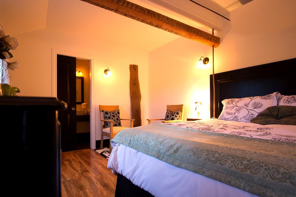 Les Ancetres Auberge & Restaurant St-Pierre-de-l'Île-d'Orléans Ruang foto